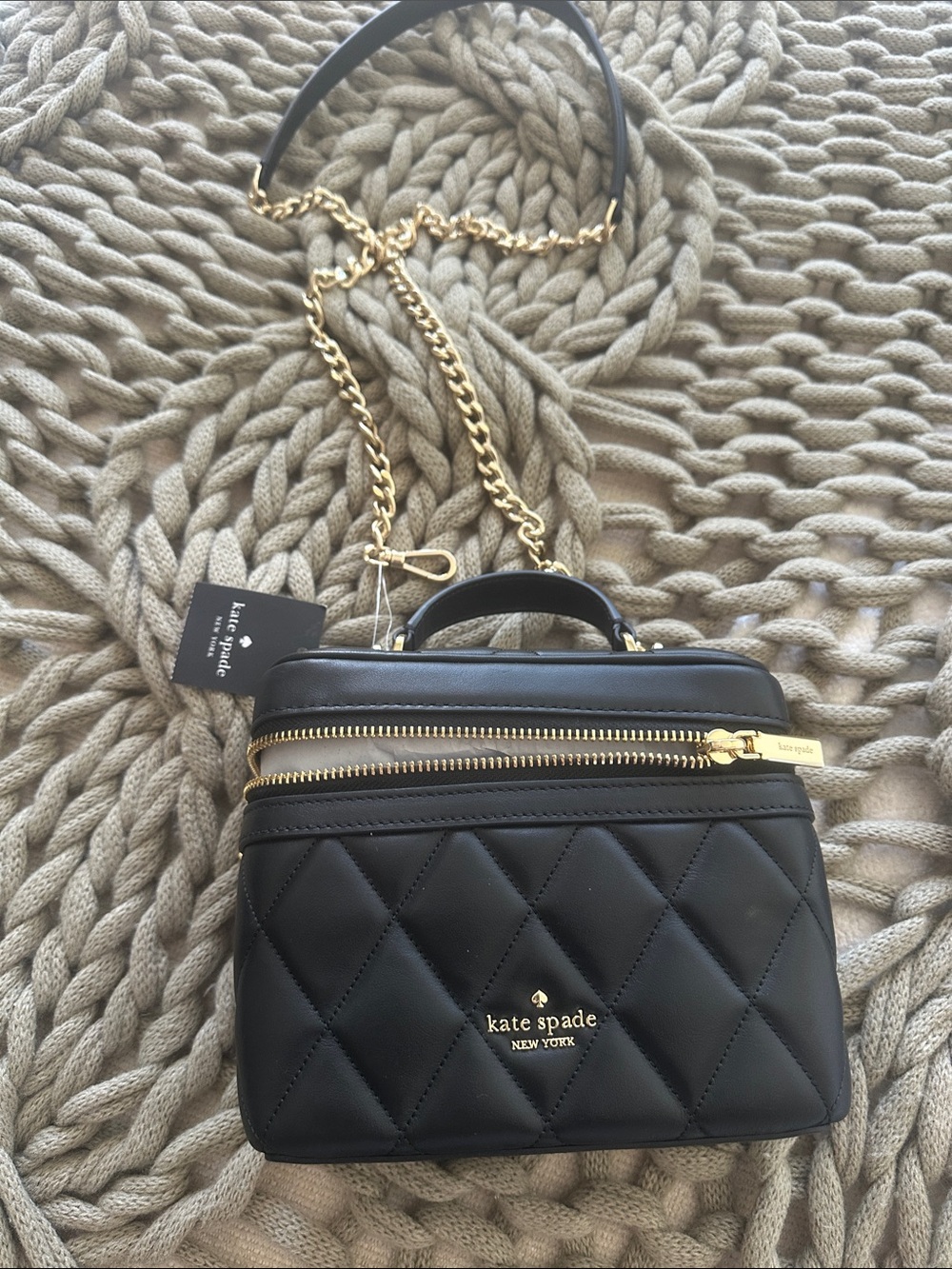 kate spade Black Quilted Leather Vanity Crossbody with Gold Chain - BRAND NEW!!! - Picture 4 of 6